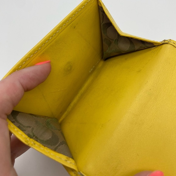 Coach Yellow Bifold Leather Wallet w/ Coin Purse - Picture 6 of 8